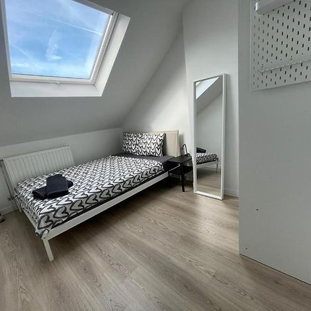 Schaerbeek Room 2 ブリュッセル エクステリア 写真