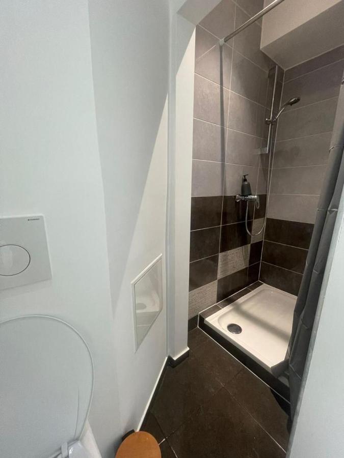 Schaerbeek Room 2 ブリュッセル エクステリア 写真